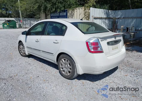 2011 Nissan Sentra 2.0S z USA, uszkodzony, nr VIN 3N1AB6AP1BL631541